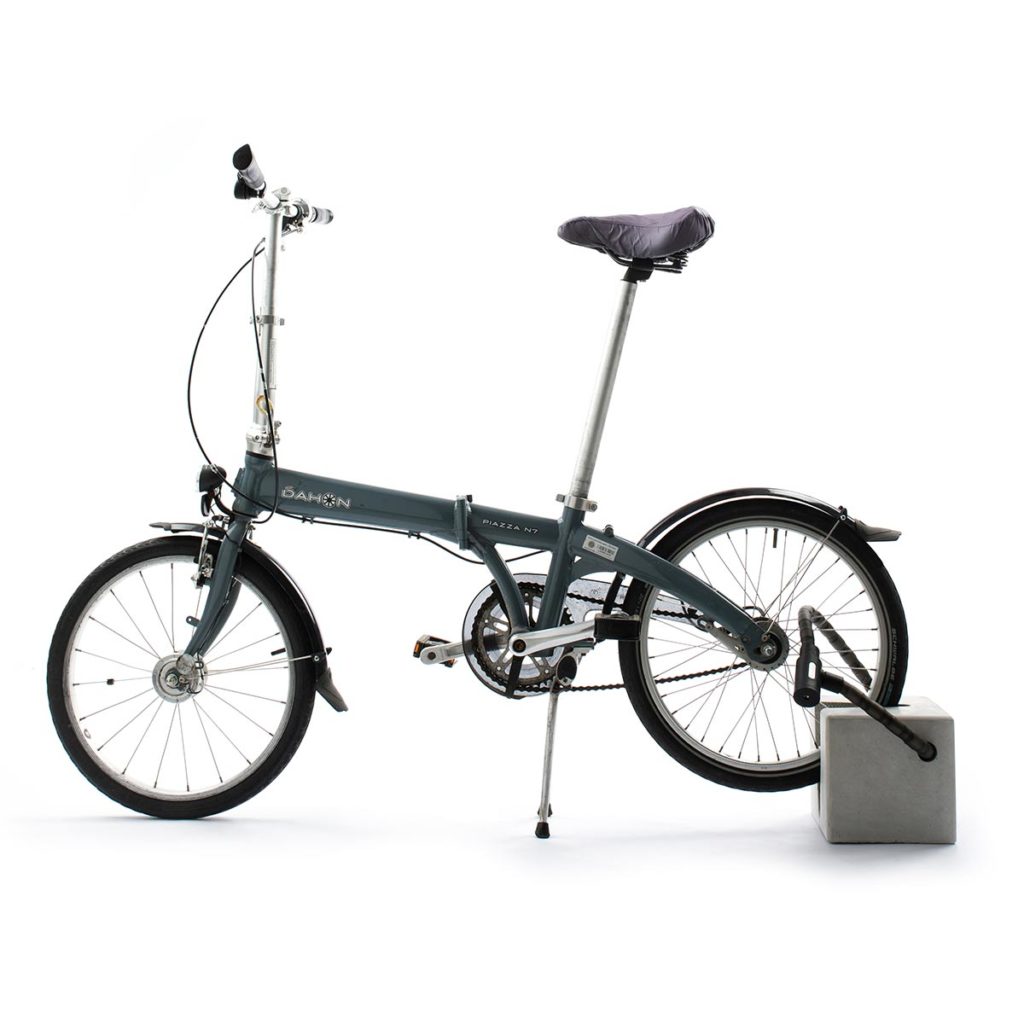 Bicycle rack with folding bike