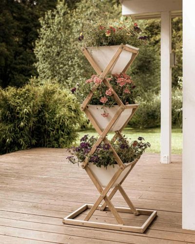 Folding raised bed with flowering plants