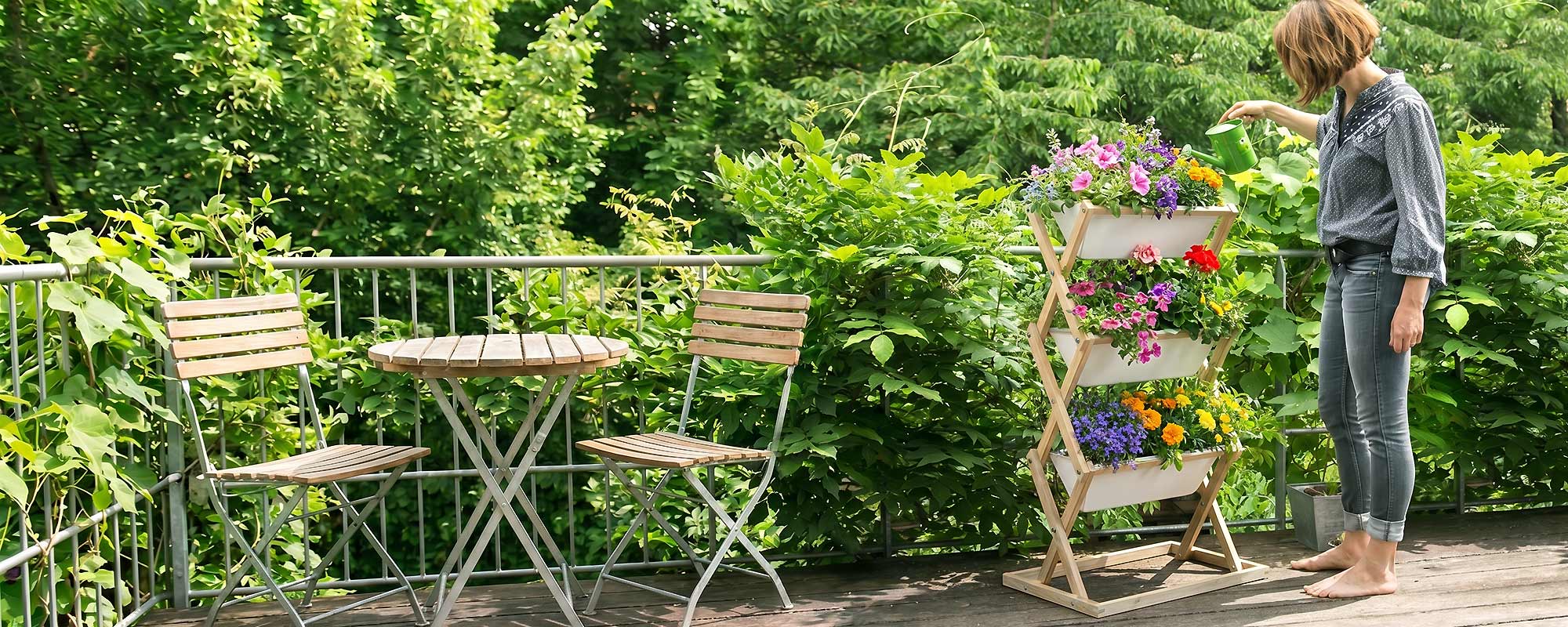 Vertikal Garten Mit Balkonmöbeln